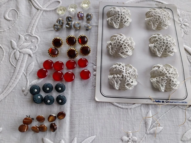 Lot De 5 Boutons Vintage En Métal Noir - Inclusions Carrées - Pied 1,5 Et 2 Cm - Occasion