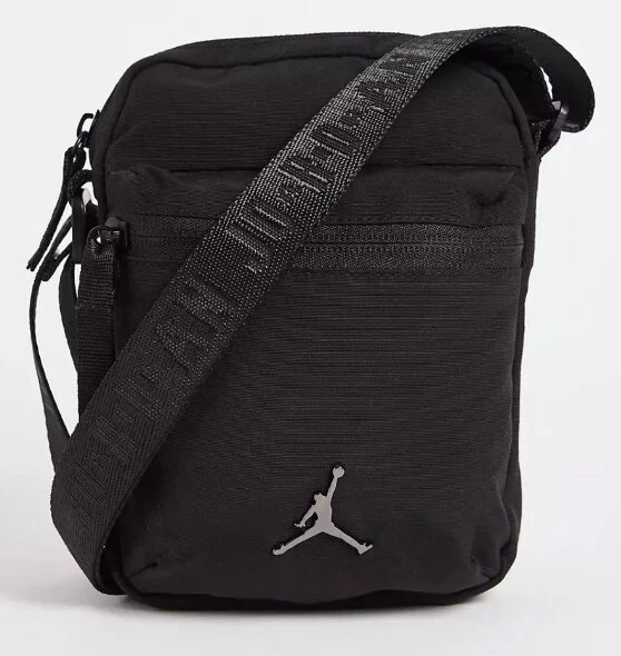 NIKE AIR JORDAN 1 Hip Pack Jumpman Black Satchel Crossbody side hip bag