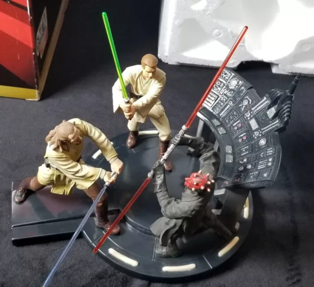 Star Wars Episode 1 Qui-Gon Jinn & Obi-Wan Kenobi Vs. Darth Maul Diorama Fates