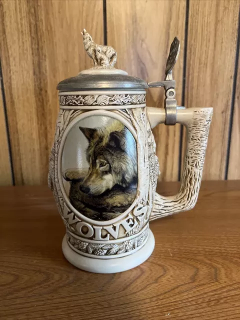 Avon- 1997 "Tribute To The North American Wolf" Collectible Beer Stein