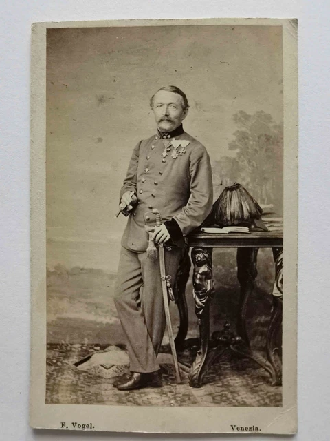 k.u.k Foto CDV CAB Arzt Offizier 1860 old albumin kuk photo mil. doctor officer