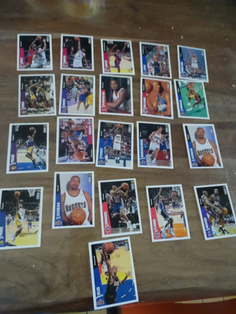 Lot 21 Cartes  Upper Deck Collector Choice 96-97 Basketball  Nba