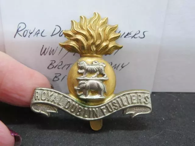 Royal Dublin Fusiliers British Army Pre-WWI Bi-Metal Flaming Grenade Cap Badge