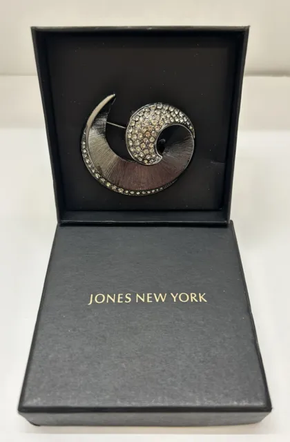VTG Jones New York Brooch Pin Swirl Large Faux Diamond Rhinestone 80s New Box