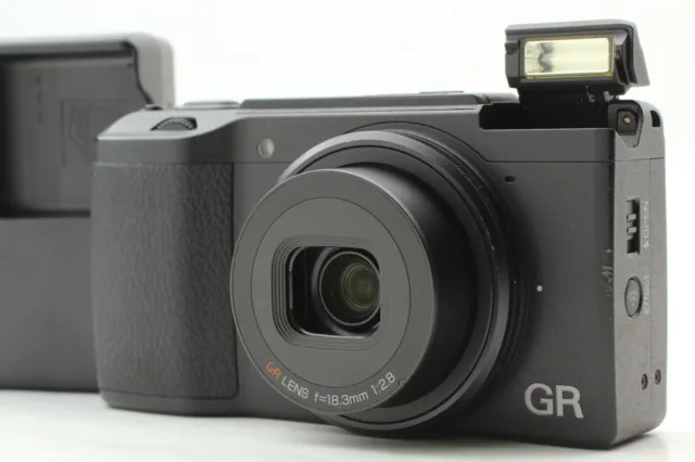 [Mint] Ricoh GR II 16.2MP APS-C Compact Black Digital Camera from Japan