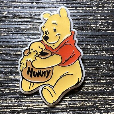Disney Winnie The Pooh Plastic Collectible Pin Lapel EUC K96