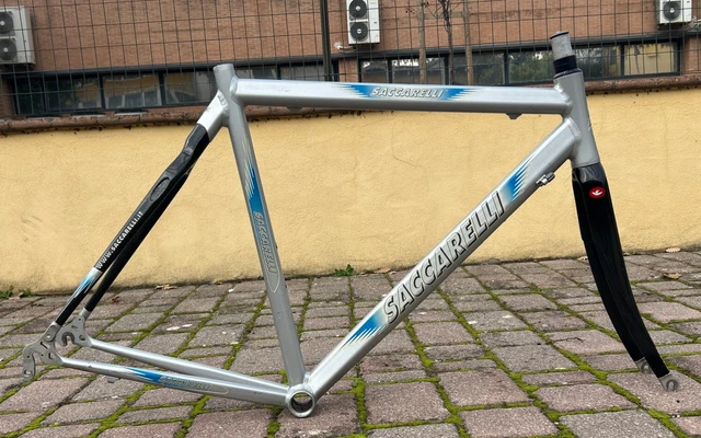 Cadre Vélo Diamant Acier Columbus 700c 60 Cm - Vintage - Attention: Autocollants Colnago Ajoutés