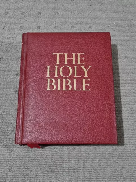 The Holy Bible Authorized King James Version Family Edition