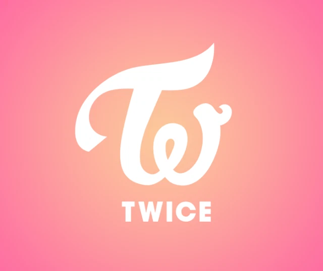 TWICE PHOTO CALENDAR Year 2023 & 2024 K-POP 202208 EUR 25,96 - PicClick FR