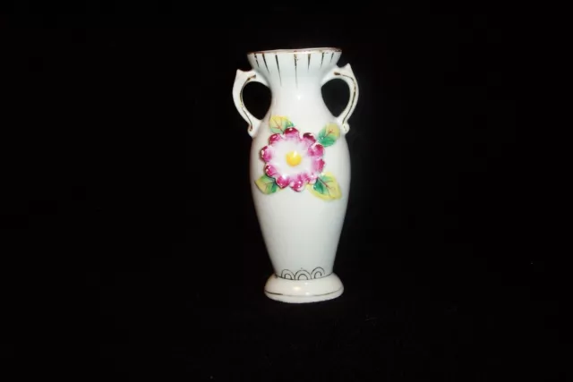 6" WHITE PORCELAIN URN VASE Japan MINT