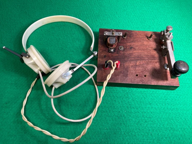 Manipulateur Morse DDR MT50 – Clé Télégraphe Militaire Est-allemande – Occasion
