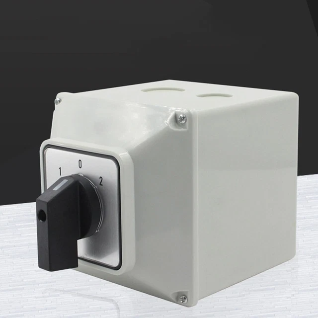 Rotary Changeover Switch 63A 3-Position With IP65 Box - 3 Phase 12 Rotary Changeover Switch 63A 3-Position With IP65 Box - 3 Phase 12