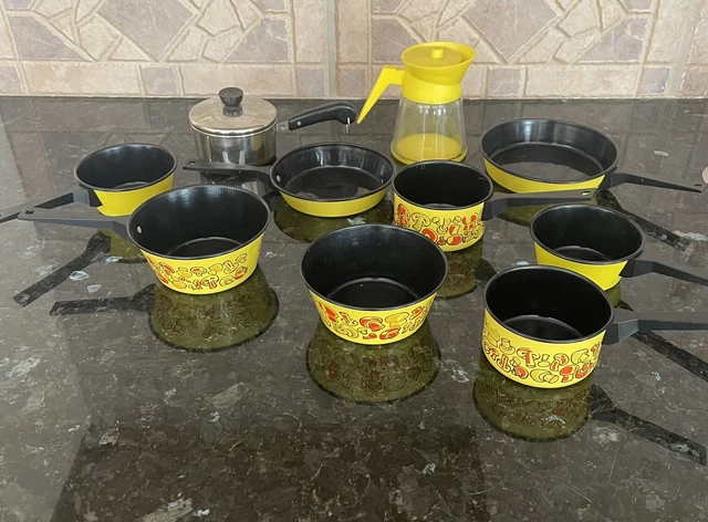 VTG 10 Piece Aluminum Specialty Children's Kitchen Pots & Pans Mushroom Pattern