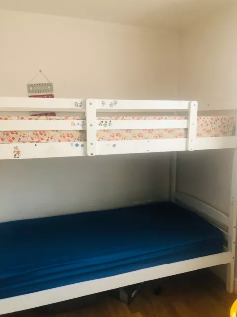 White Woden Bunk Bed - in excellent condition