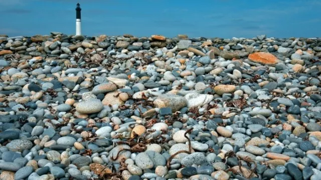 LIGHTHOUSE WAVES SCENIC BEACH WALL ART POSTER REPRINT  11 x 17