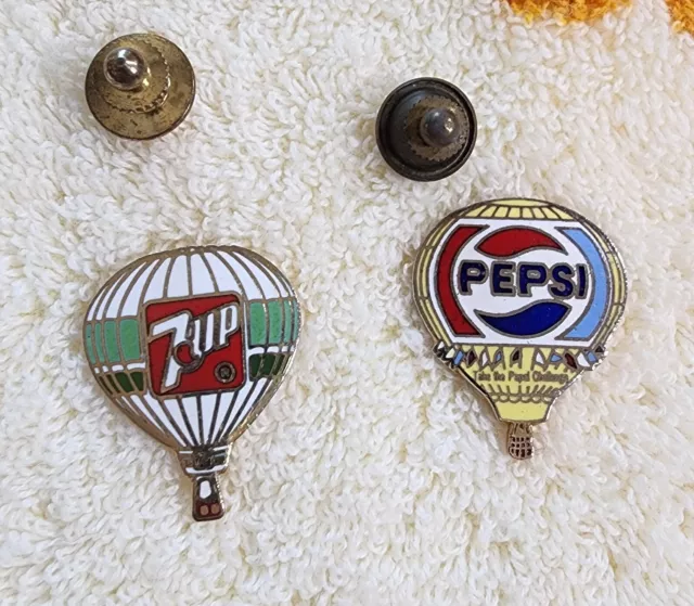 Pepsi & 7Up Advertisement Collectible Hot Air Balloon Souvenir Enamel Pin VNTG