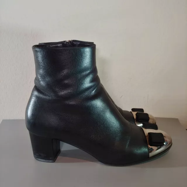 SALVATORE FERRAGAMO Nury Metal Black Cap Toe Botties Leather SZ 7.5 L Italy