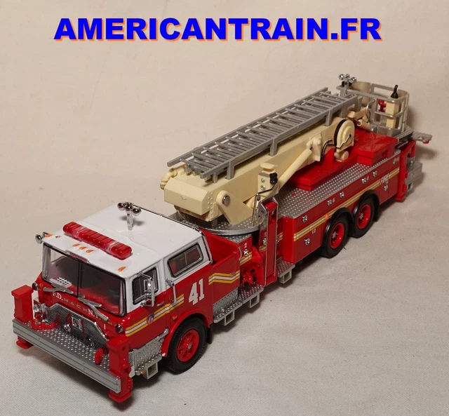 MACK CF AERIALSCOPE Ladder 41 FDNY 1/64 CODE 3 EUR 89,00 - FR