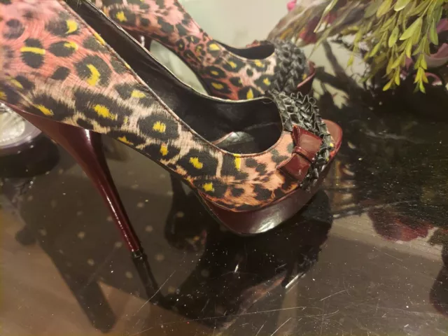 Speed Limit 98 Animal Print Plum Platform High Heel Stilettos Size 6.5