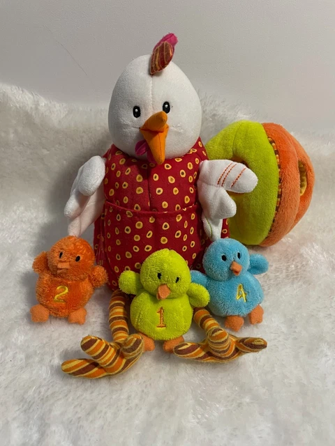 Poule Ophélie et ses poussins  Lilliputiens