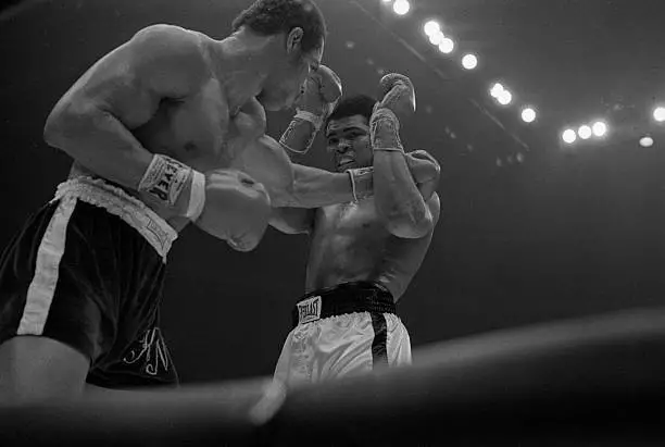 Boxers Muhammed Ali And Ken Norton Fighting 1973 OLD BOXING PHOTO