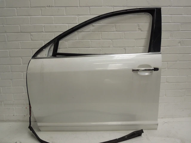 VW Phaeton 3D D1 NS Left Front Door White 3D4831055P