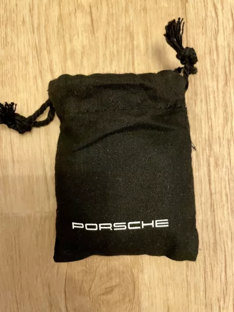 Porsche Macan - Kabel Manager - WSRA210103S610 Im Stoffbeutel