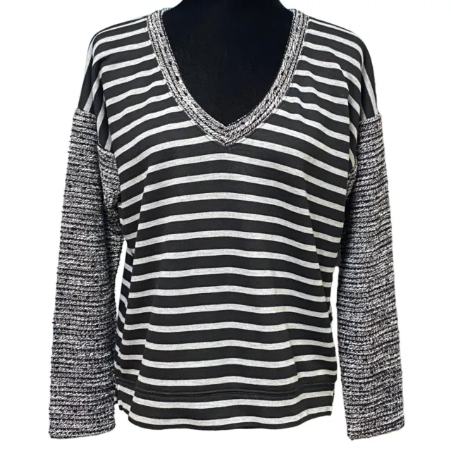 Sanctuary Black Gray Striped V-Neck Long Sleeve Knit Sweater Top Size XS