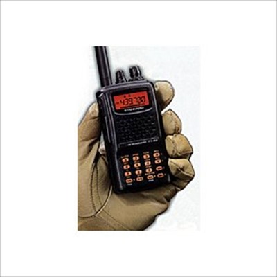 Yaesu FT-60 144/430MHz FM Dual Band Ricetrasmettitore Handy standard semplice con scatola 