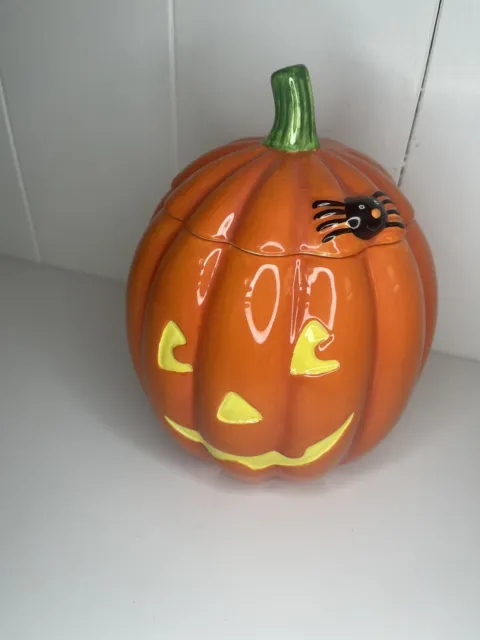 Hallmark Halloween Jack O Lantern Pumpkin Spider Candy Treats Cookie Jar w/ Lid