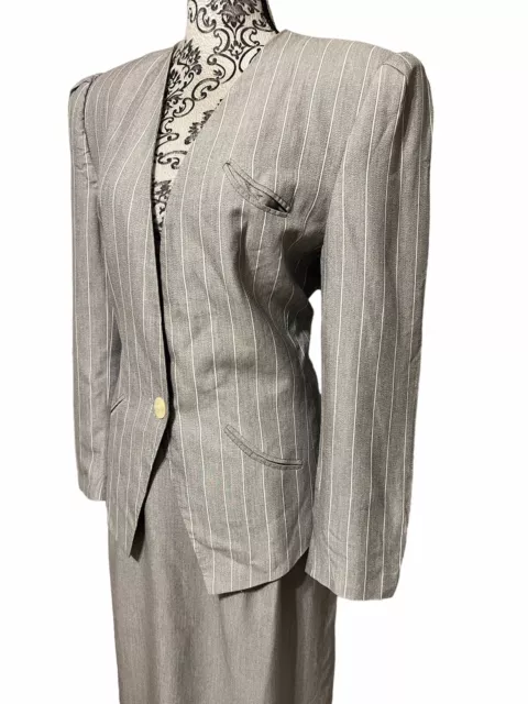 Vintage Kasper 2 Piece Jacket/Skirt Suit Women Size 12 Gray Pinstripe Jacket