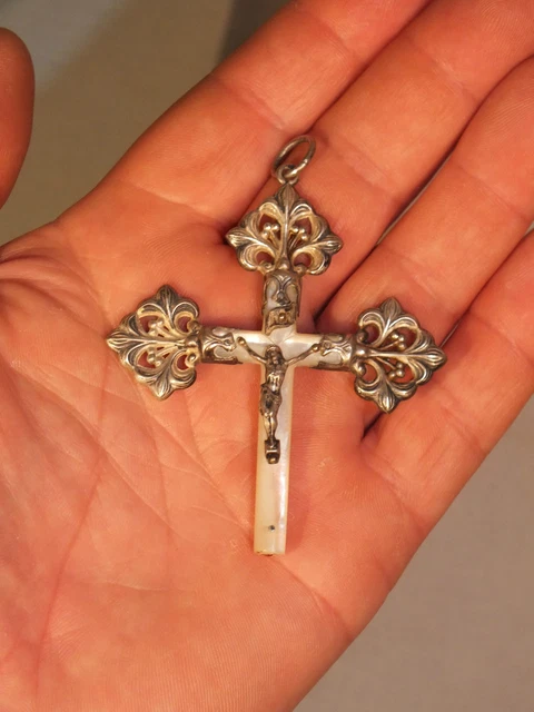 Pendentif Sacré Grande Croix de Communion Baptême Calice en Argent