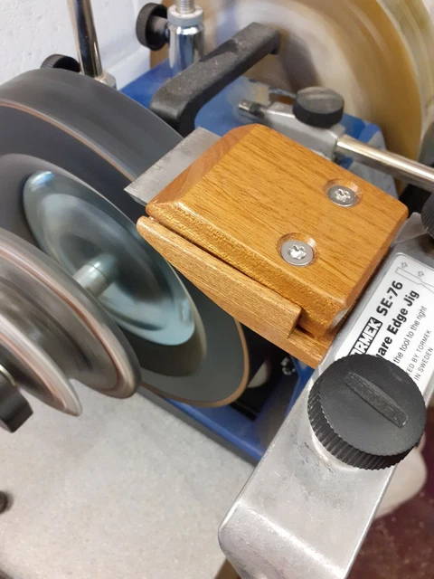 WET STONE  SPOKESHAVE BLADE JIG. Tormek Record power Axminster Jet Scheppach