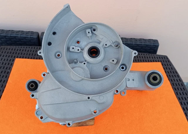 Coppia Carter Motore Gemelli Per Vespa 50 N.r.l. Vespa 50 Special Orig. Piaggio!