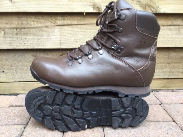 Iturri outlet patrol boots