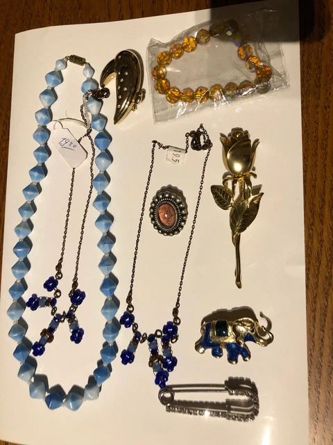 Lot De Bijoux Anciens - Neufs Sans Emballage