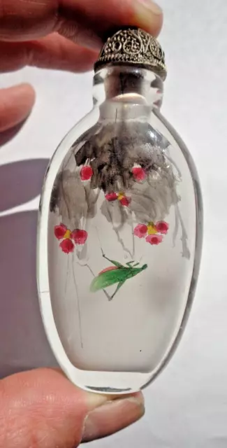 Genuine Chinese Vintage Reverse Inside Painted Glass Snuff Bottle Grasshopper