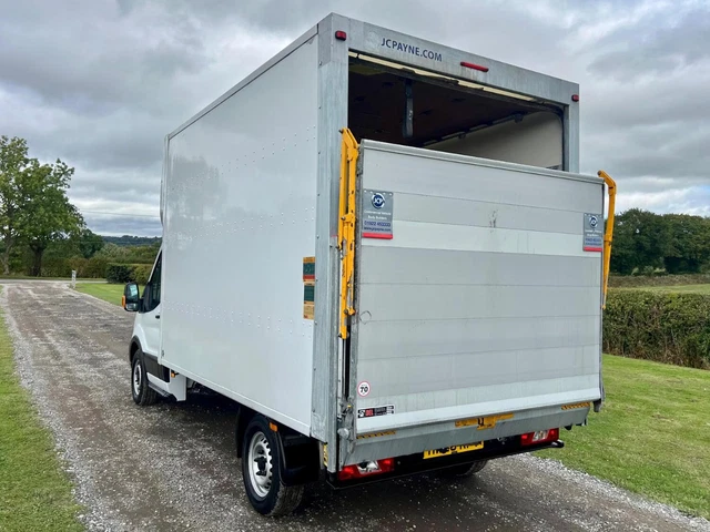 ford-transit-2-0-350-ecoblue-leader-l3-lwb-luton-tail-lift-white-manual