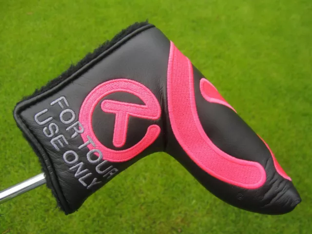 Scotty Cameron FOR TOUR USE ONLY Black & Pink Industrial Circle T Headcover