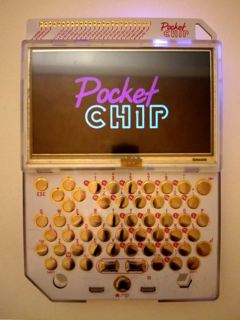 Next Thing Pocket CHIP + 2 CHIP + Batterie + Câbles VGA/HDMI/RCA, Occasion
