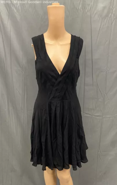 Elizabeth And James Women Black Sleeveless Pleated Flare Mini Dress - Size 6