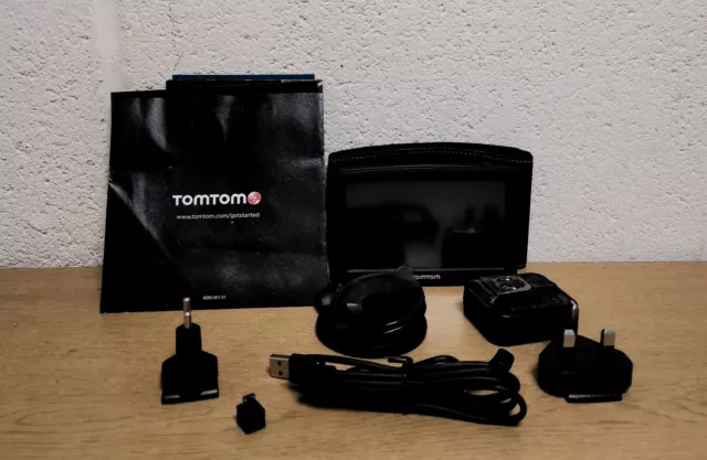 TomTom (4EF0.001.00) confezione da trasporto e ricarica - nero *vedi descrizione* 2