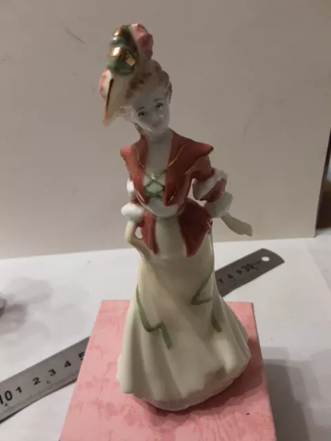 Coalport LADY EMILY - MINIATURE COLLECTION-PERFECT 15CM  C1995