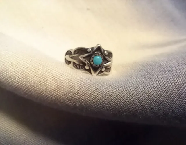 Vintage Sterling Silver Baby / Toe Ring * Southwest Turquoise