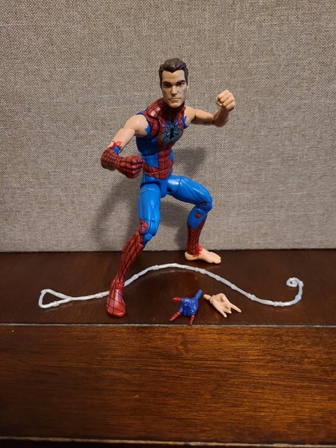 MARVEL LEGENDS CUSTOM Battle Damaged Peter Parker / Spider-Man EUR 15 ...