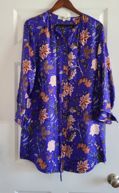 EUC Diane von Furstenberg DVF blue silk floral dress, Size 4