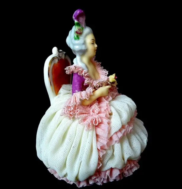 Alka Dresden Lace #129 Lady Charlotte Sitting Porcelain 4 1/2" Figurine 1938-56 2