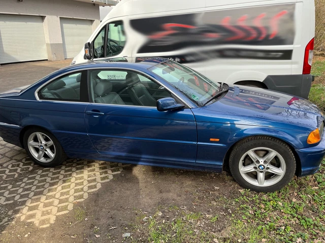 BMW 323 Ci Coupe E46 Topasblau Metallic