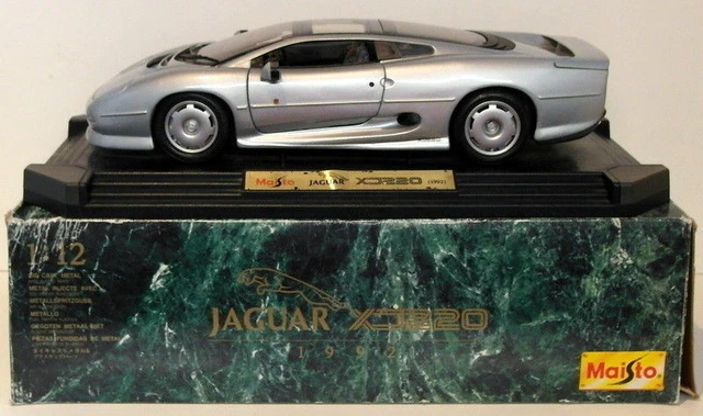 AV281 MAISTO 1/12 1:12 VOITURE JAGUAR XJ220 1992 REF 33201 BLEU METALLISE
