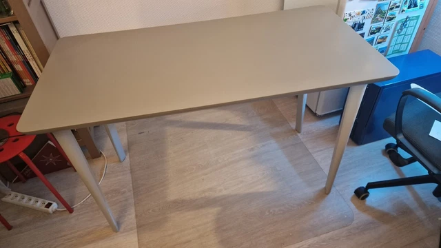 BUREAU PLATEAU GRIS MLIDEN 120x60x3.5cm 4 pieds gris 70cm